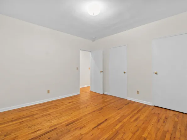 239 Crescent Lane image 15 of 16