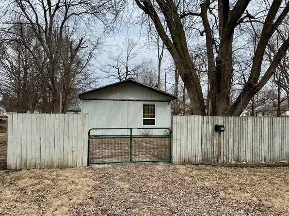 315 Vermilion St, Georgetown, IL 61846