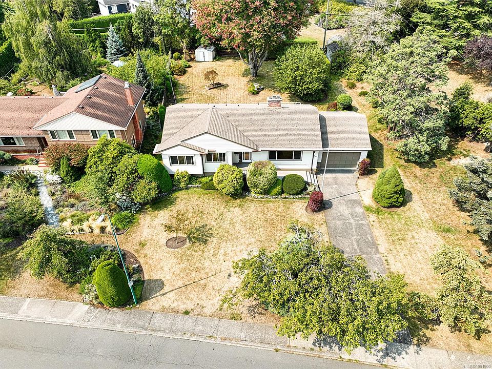 1st image of 3278 Henderson Rd