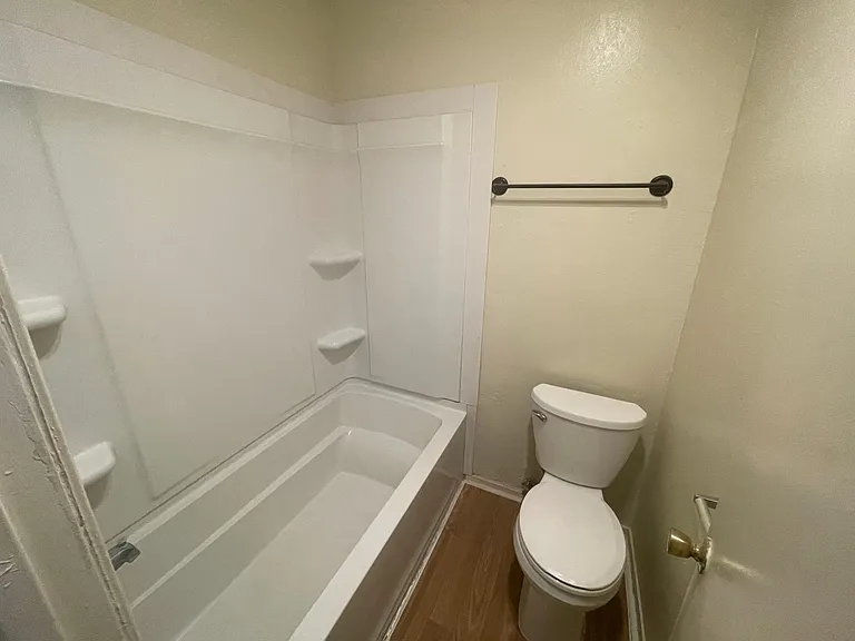 4614 67th St #5 — Photo 7