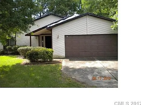 4622 Cricklewood Ln, Charlotte, NC 28212