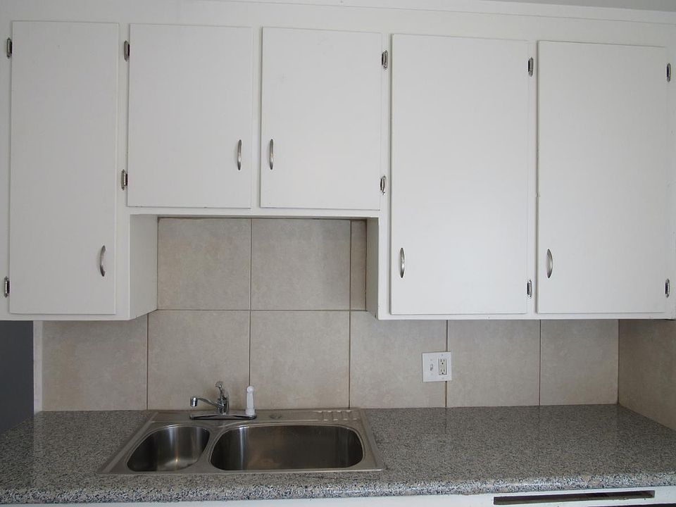 1st image of 3138 E Madison Ave