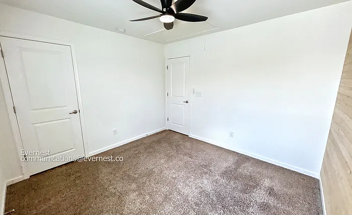 1054 Countess Ln — Photo 17
