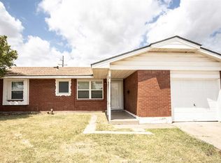 12 NW 53rd St, Lawton, OK 73505