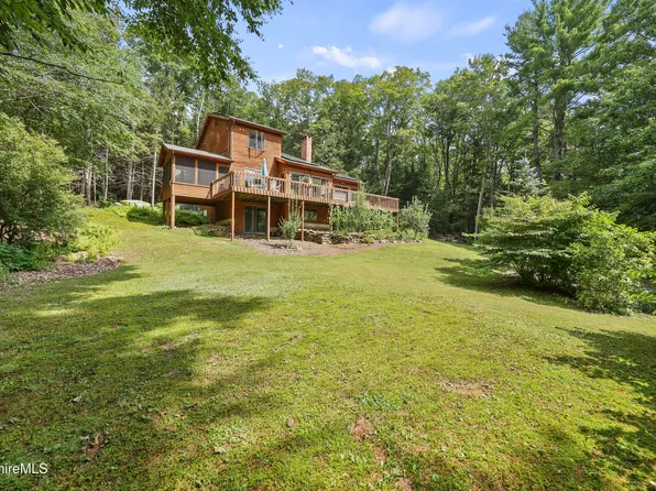 91 William Holmes Rd, Becket, MA 01223