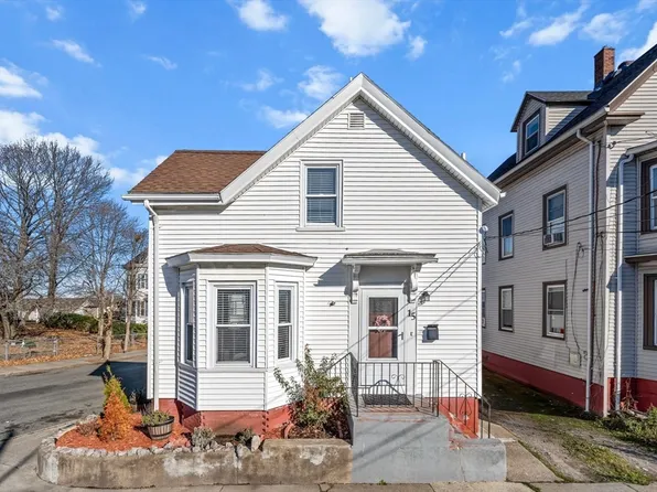 15 Ridgeway St, Lynn, MA 01902