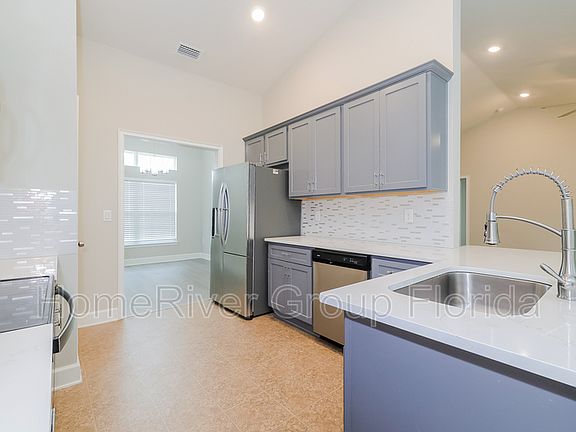 5th image of 345 Cimarron Ct