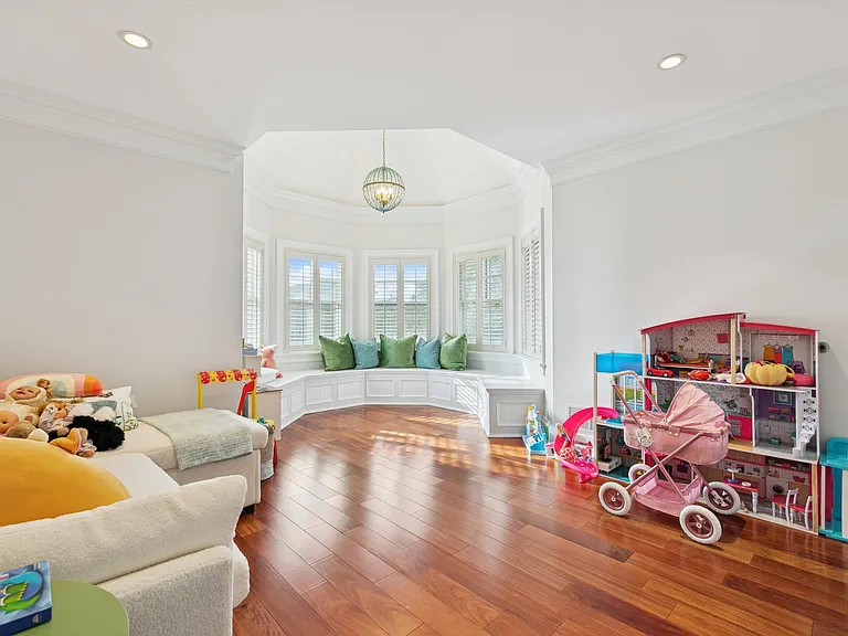 3 Sunset Ave — Photo 21