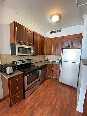 Rented by Corcoran | media 18