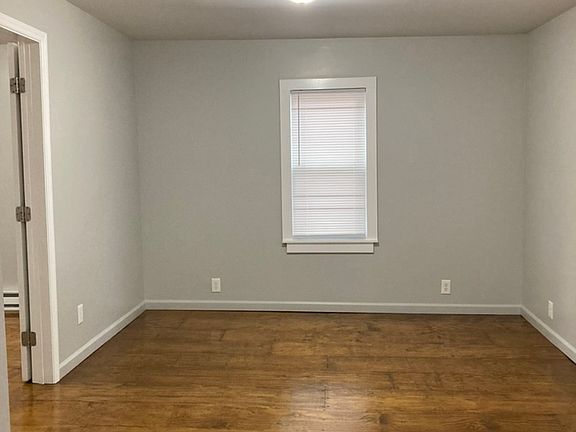 2nd image of 201 Scruggs Dr
