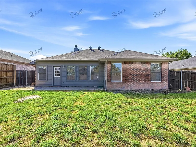 412 Pin Oak Ln — Photo 18