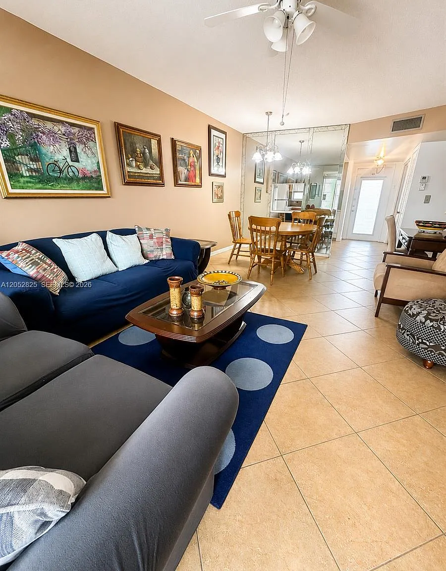 Sunrise Lakes 57 Condo — Photo 4