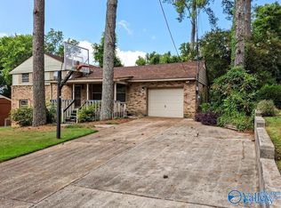 2603 Vinyard St NE, Huntsville, AL 35811