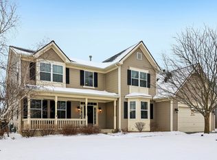 2438 Green Glade Way, Wauconda, IL 60084