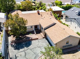 918 Uclan Dr, Burbank, CA 91504