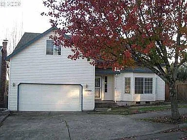 4 bed, 2.5 bath, 2654 sqft, $3,050 — Photo 1
