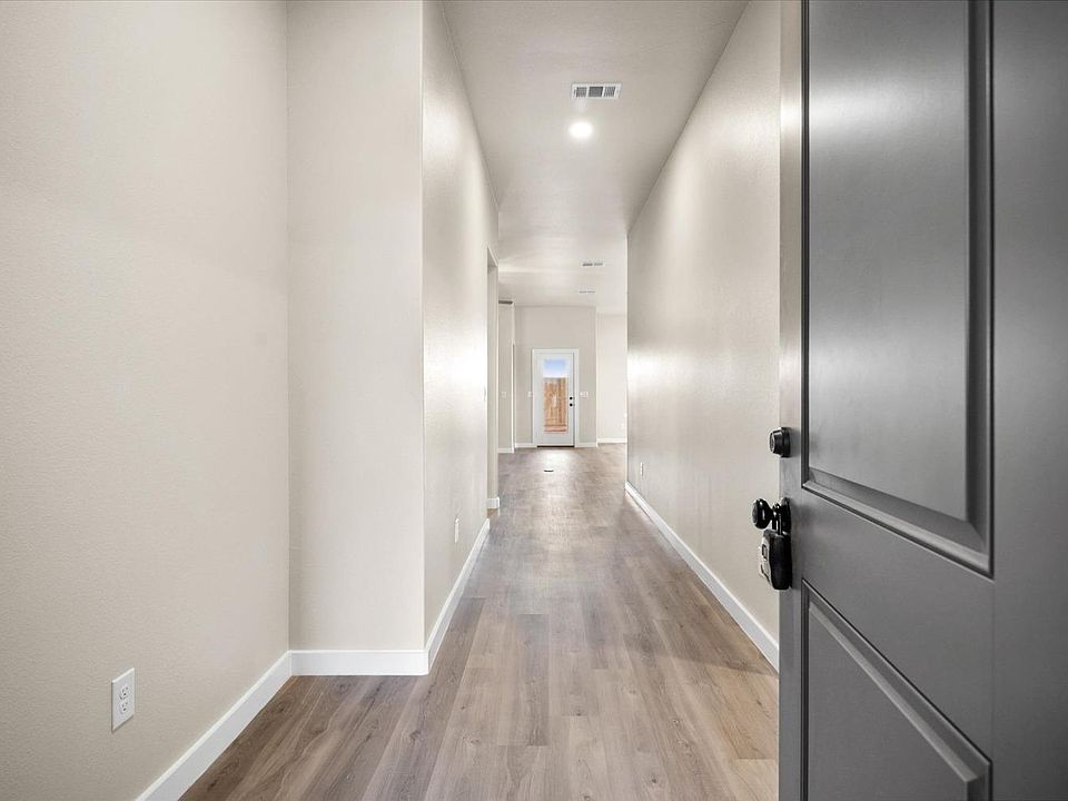 2412 Abbeville Ave, Wolfforth, TX 79382 Zillow