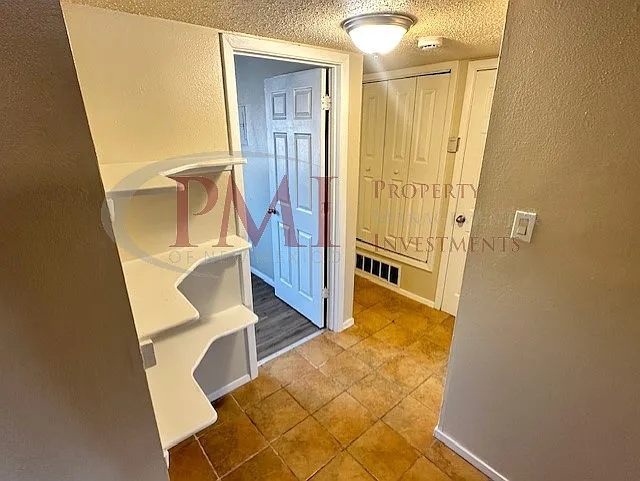 2238 Carreon Drive #7 — Photo 11