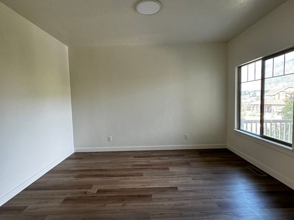 (undisclosed Address)