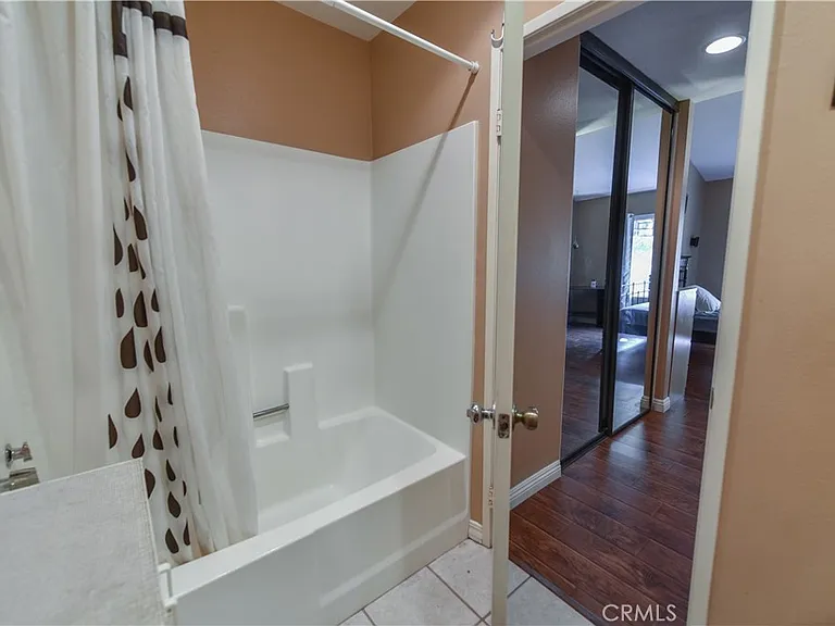 145 Stanford Ct #35 — Photo 26