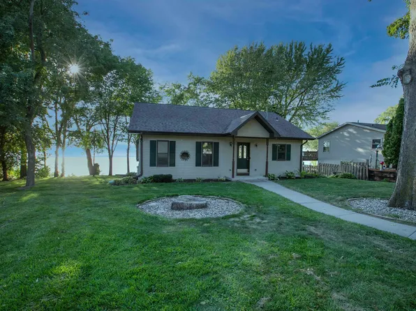 N6363 Fairy Springs Rd, Hilbert, WI 54129