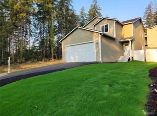 351 E Sullivan St, Allyn, WA 98524
