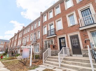 49 Ted Wray Cir, Toronto, ON M3L 0G8