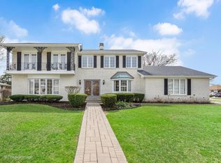 8335 Red Oak Ln, Orland Park, IL