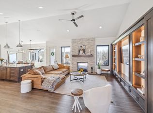25014 Eagle Vista Dr, Adel, IA 50003