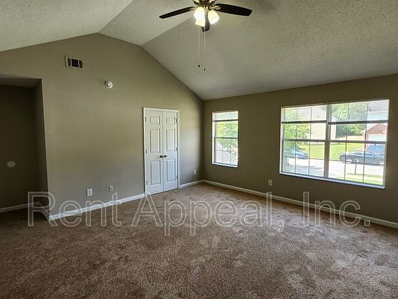 5th image of 601 Hillandale Park Dr
