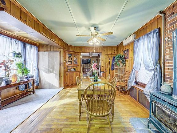 5th image of 40 Orchard St