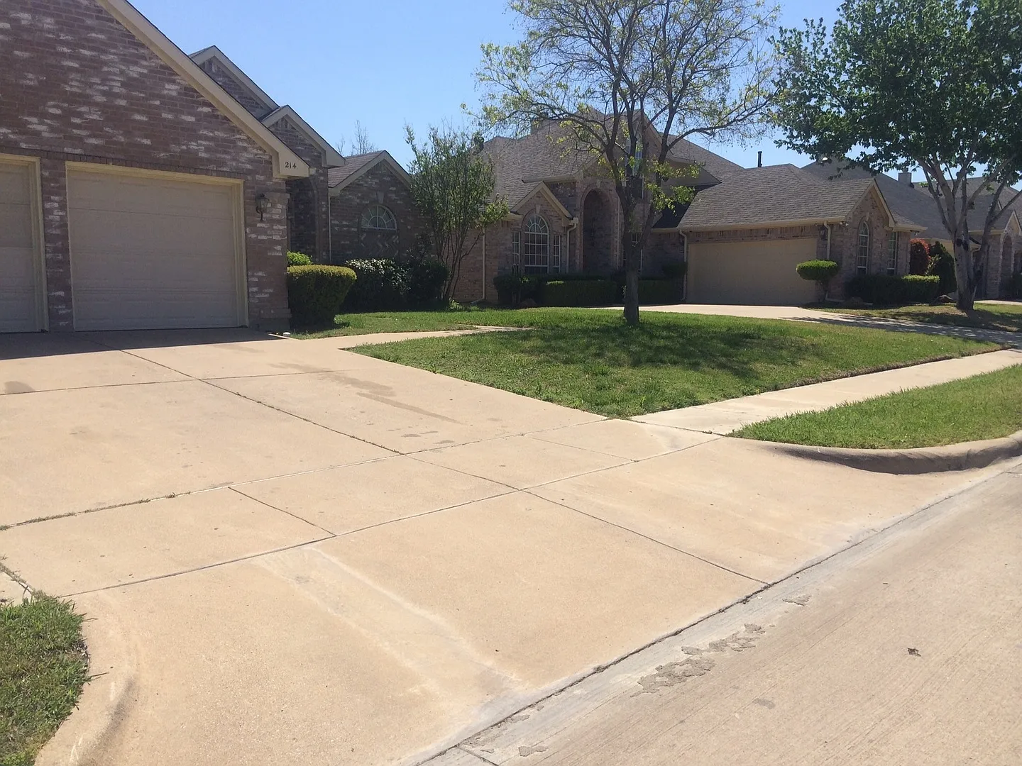 3 Bed 2 Bath House For Lease in Arlington — Photo 4