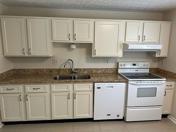 5th image of 6627 Brock St