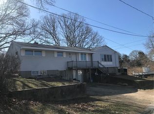 26 Arrowhead Rd, Narragansett, RI 02882