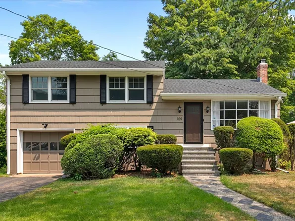 109 Brooklawn Circle, New Haven, CT 06515