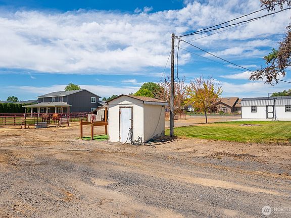5th image of 2096 Hamilton Road NE