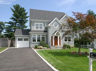 37 Ridgeley St, Darien, CT 06820