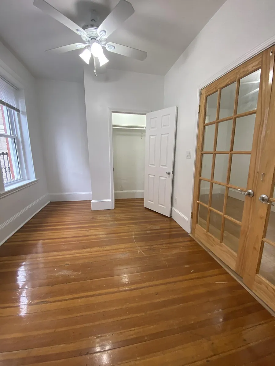 Building Photo - 64 Hemenway St #23