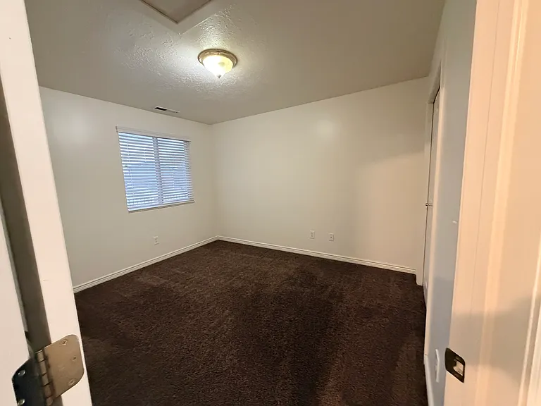 2421 N 400 E #1 — Photo 9