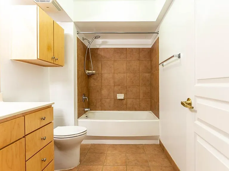 631 D St NW #435 — Photo 24