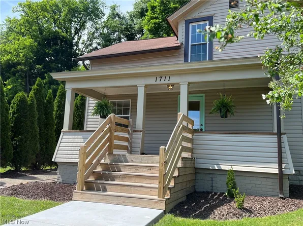 1711 Park Ave, East Liverpool, OH 43920