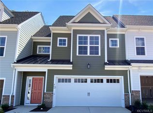 464 Randolph View Dr, Midlothian, VA 23114