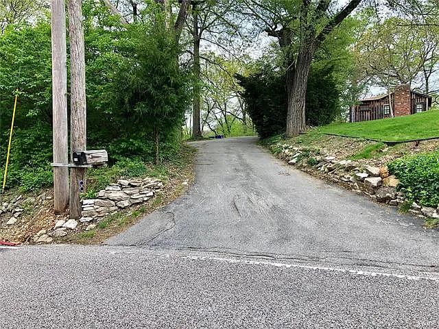 9149 Rott Rd photo 1