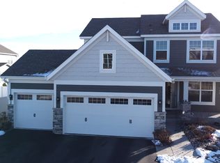 18025 Gleaming Ct, Lakeville, MN 55044
