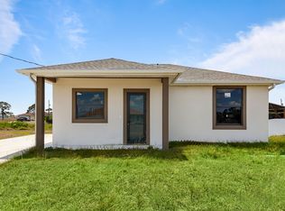 8014 Mangrove Cir, Labelle, FL 33935