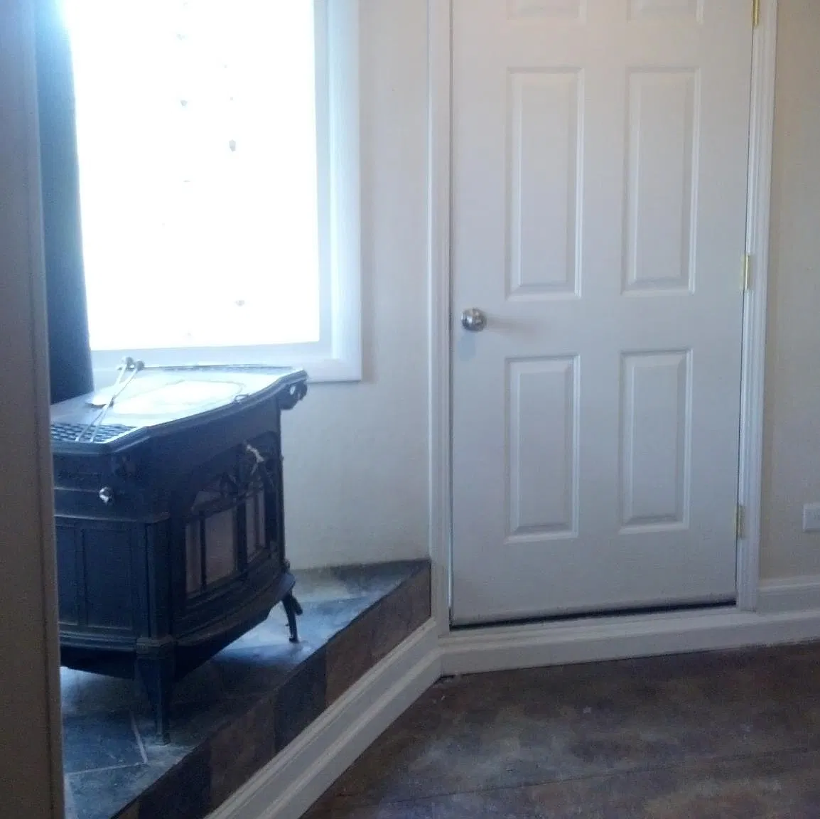 2 bed, 1400 sqft, $2,200 — Photo 4