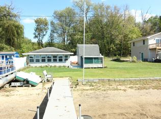 51140 Maple Rd, Marcellus, MI 49067