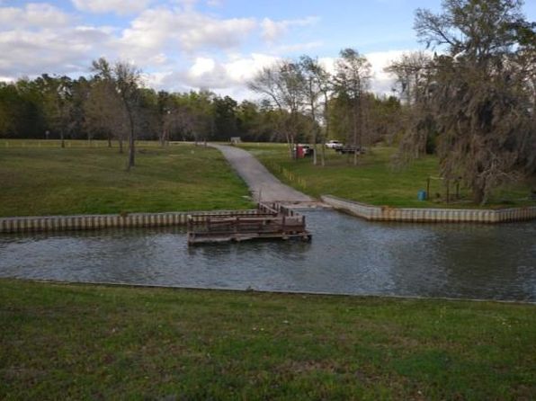 340 Windwood Dr, Livingston, TX 77351