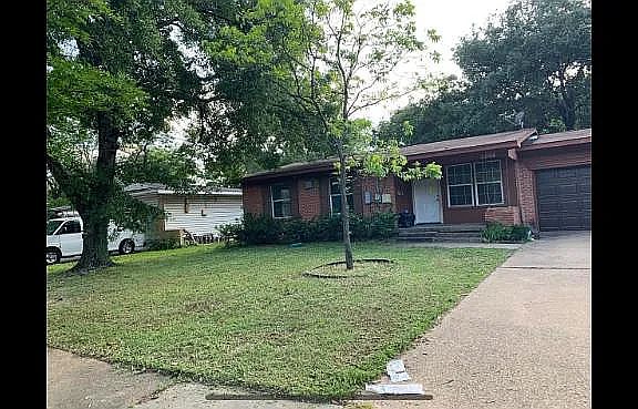 1st image of 1703 Cooper Dr