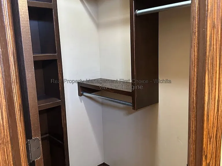 1548 W Hickory St — Photo 15